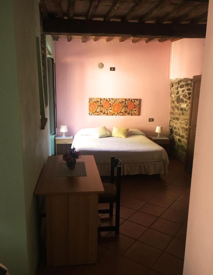 Hotel In Castello Gallicano Esterno foto