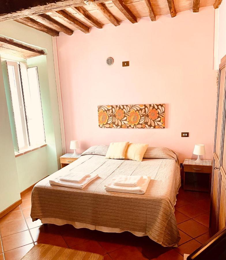 Hotel In Castello Gallicano Esterno foto